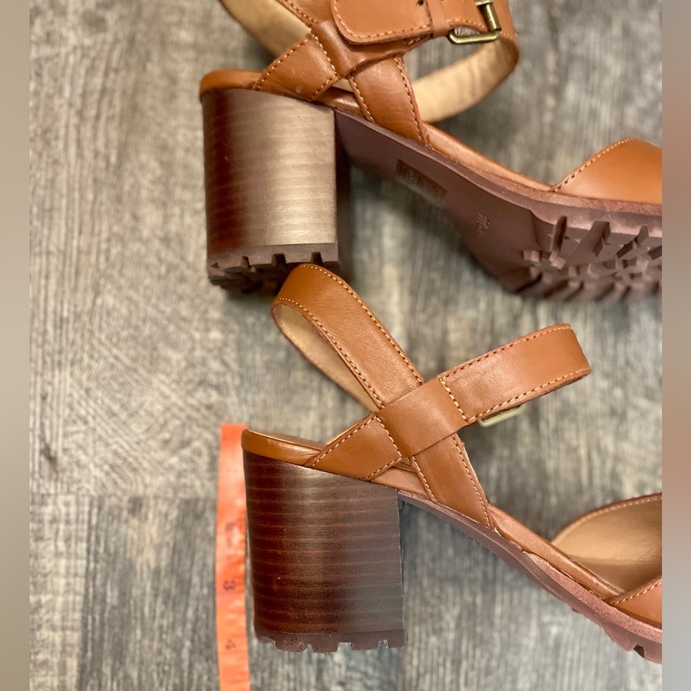Madewell Leather Lug Sole Mary Janes, Size 11, Like New, Adjustable Ankle Strap - Picture 6 of 11